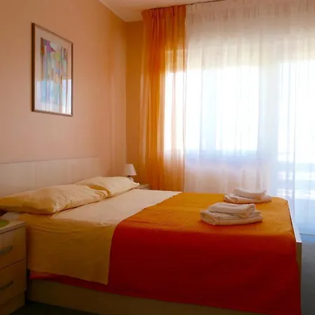 With A Parking Space - 7831 *